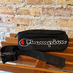 NWOT Champion Belt Bag black